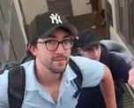 Israel le prohibió el ingreso al youtuber Tyler Oliveira y lo deportó tras aterrizar en Tel Aviv. Israel le prohibió el ingreso al youtuber Tyler Oliveira y lo deportó tras aterrizar en Tel Aviv.