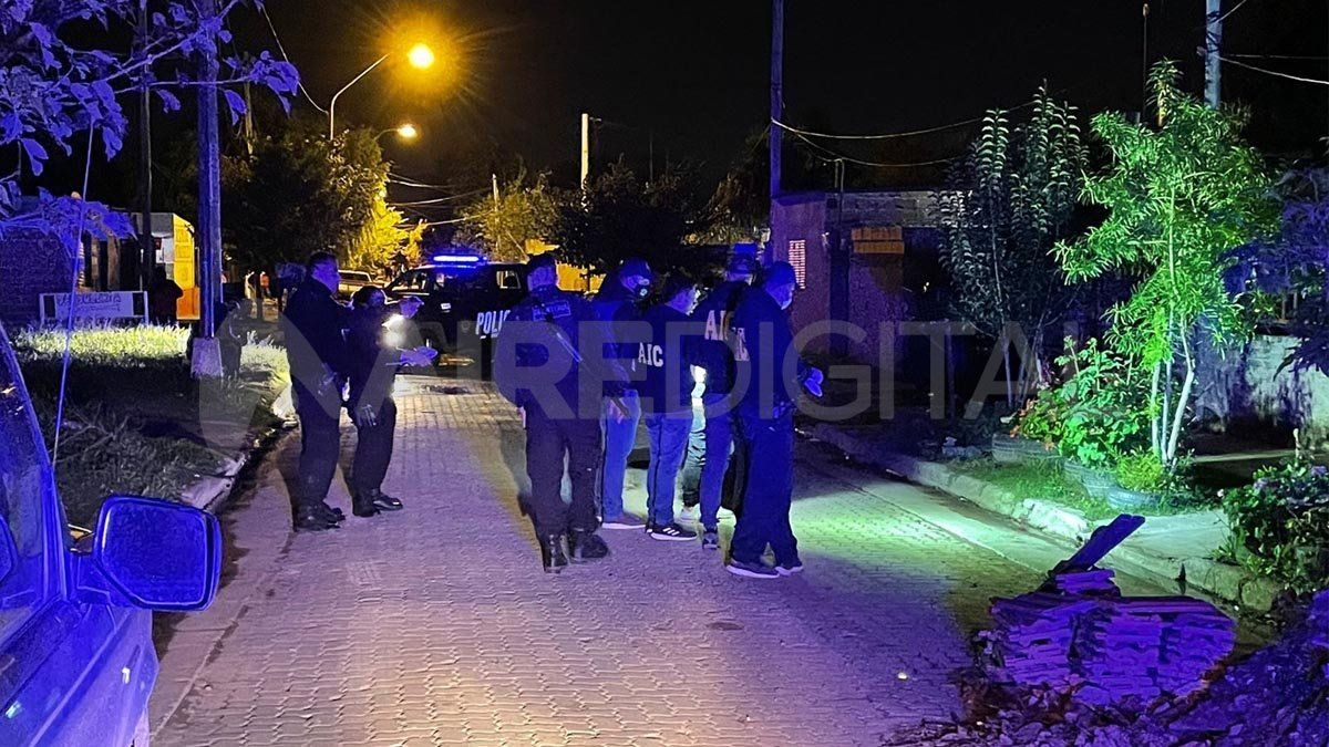 En el lugar trabaja personal policial y de la Agencia de Investigación Criminal.