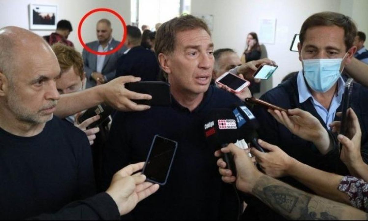“No tengo ningún problema con Santilli, lo que me molesta es que ahora salen a negarme”, cuestionó Cositorto. “No tengo ningún problema con Santilli, lo que me molesta es que ahora salen a negarme”, cuestionó Cositorto.