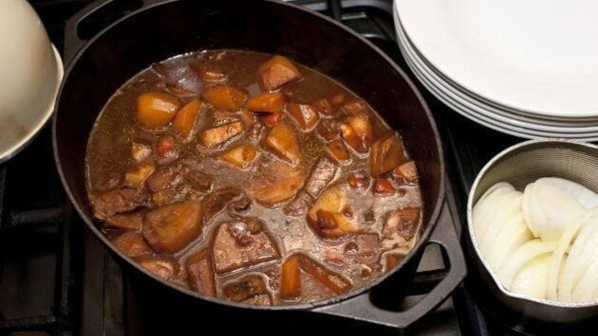 Usada en la cocción, aporta brillo, aroma y un sabor equilibrado a carnes y verduras. Usada en la cocción, aporta brillo, aroma y un sabor equilibrado a carnes y verduras.