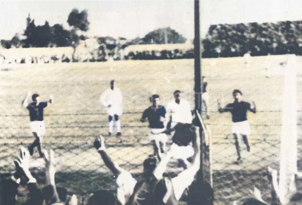 El gol del empate del Club Atlético Colón ante Santos el 10 de mayo de 1964