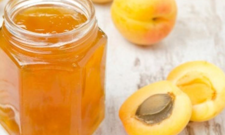 La receta de mermelada casera de damasco. La receta de mermelada casera de damasco.