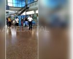 asi deleitaron tres cantantes liricos a los pasajeros en la terminal