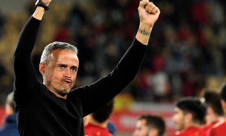 Luis Enrique dio la lista de convocados de España para el Mundial Qatar 2022. Luis Enrique dio la lista de convocados de España para el Mundial Qatar 2022.