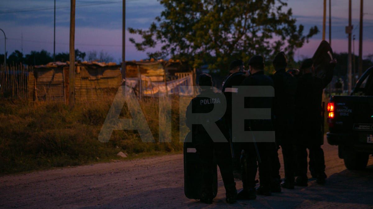 El operativo de desalojo comenzó a las 6 de este jueves.