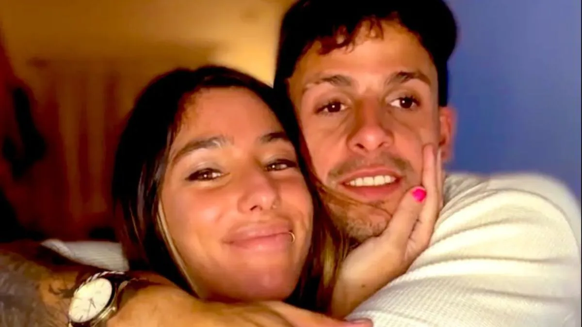 Catalina Gorostidi admitió que "chapó" con Joel Ojeda, su compañero de Gran Hermano. Catalina Gorostidi admitió que "chapó" con Joel Ojeda, su compañero de Gran Hermano.