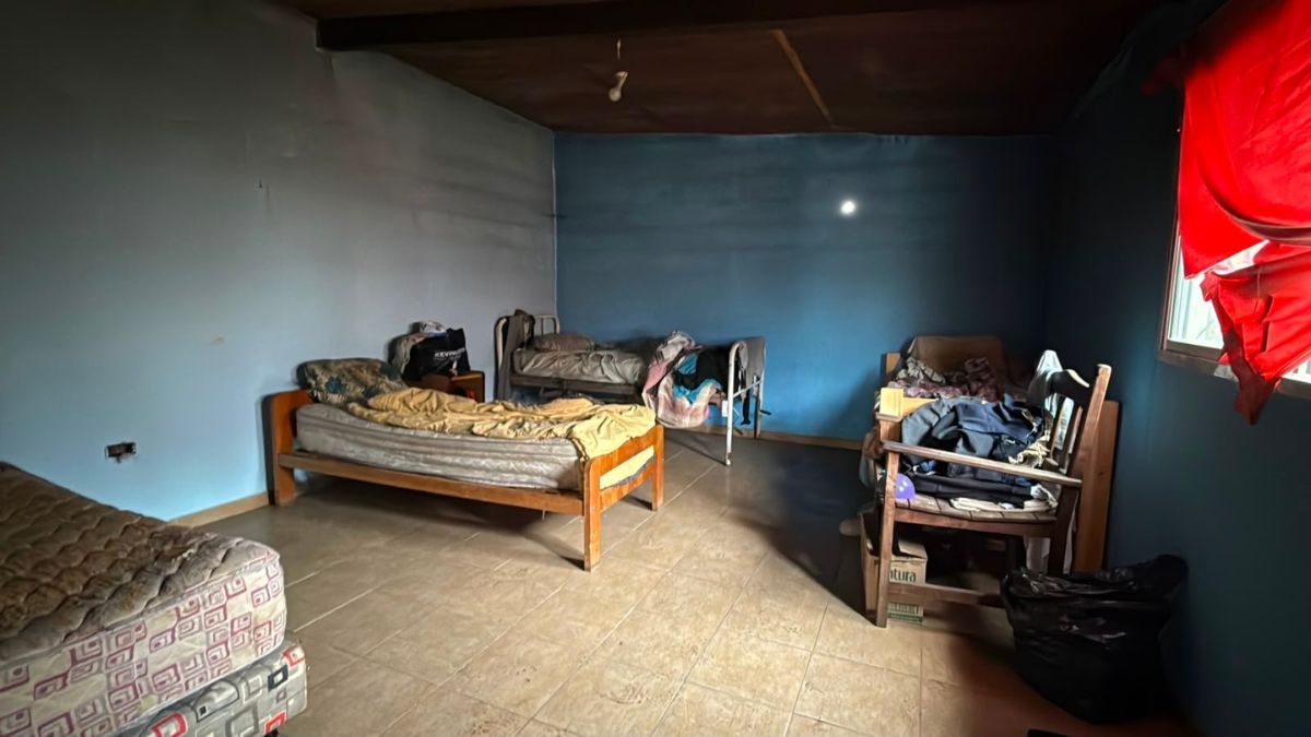 Tras el incendio en una vivienda donde residían personas vulnerables, el municipio confirmó que el lugar no estaba registrado como hogar de tránsito.