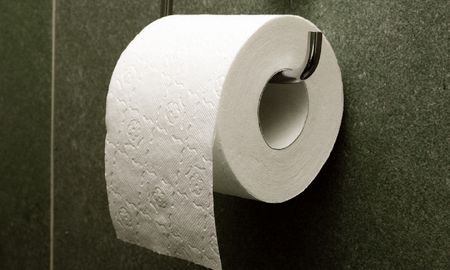 Video viral: un cirujano británico explicó la forma correcta de ir al baño. Video viral: un cirujano británico explicó la forma correcta de ir al baño.
