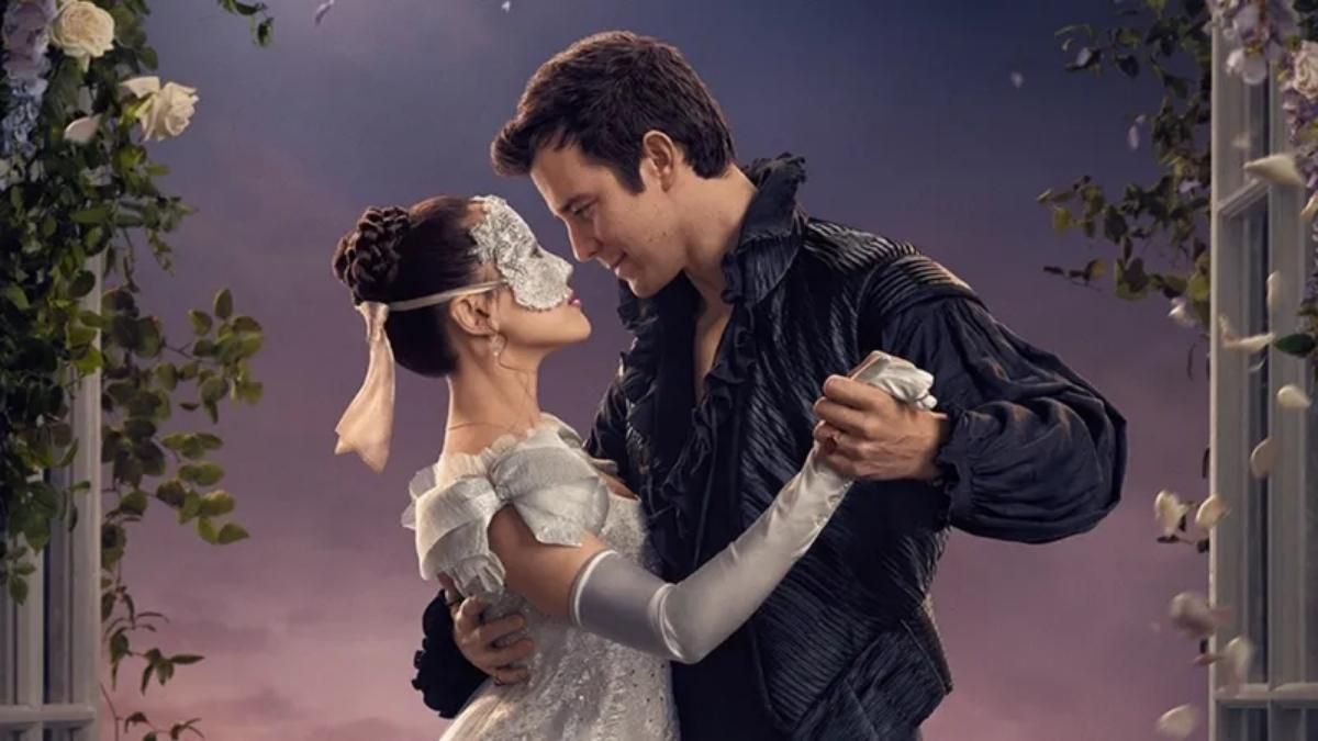 Sophie y Benedict Bridgerton deberán decidir si su amor es más fuerte que las estrictas reglas sociales de la época.