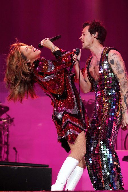 Shania Twain se unió a Harry Styles en su recital en Coachella y sorprendieron a los fans