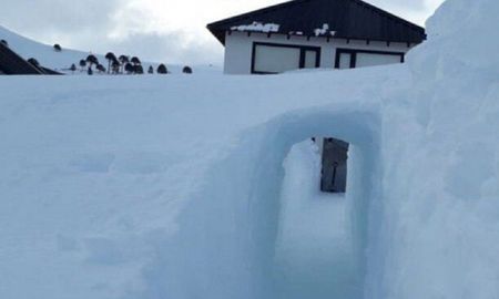 Las intensas lluvias y nevadas que se registran en estos d&iacute;as en la&nbsp;regi&oacute;n cordillerana de&nbsp;Neuqu&eacute;n, ocasionaron dificultades en la circulaci&oacute;n