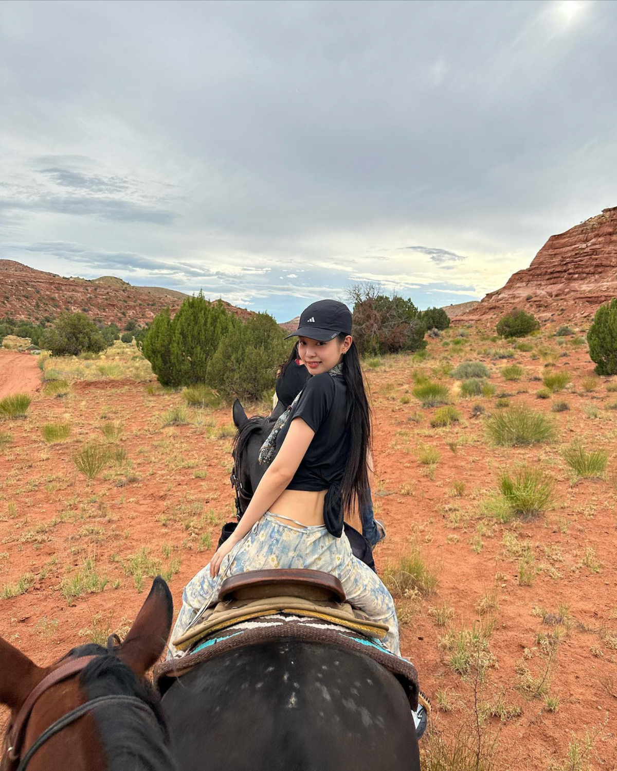 Las lujosas vacaciones de Jennie de BLACKPINK en Estados Unidos. Las lujosas vacaciones de Jennie de BLACKPINK en Estados Unidos.