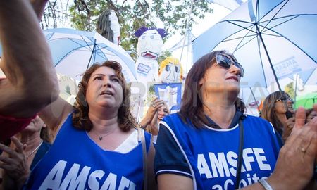 Desde Amsafe La Capital aseguran que no aceptarán la propuesta de sumar media hora de clases en las escuelas primarias bajo estas condiciones de enseñanza.&nbsp;
