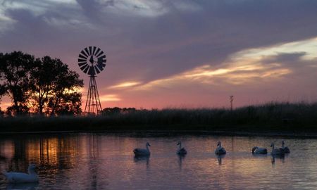 Ni Carlos Keen ni Areco: un pueblo en Buenos Aires con un cohete espacial, pastelería casera y turismo rural Ni Carlos Keen ni Areco: un pueblo en Buenos Aires con un cohete espacial, pastelería casera y turismo rural
