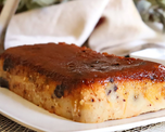 El budín de pan sin horno permite aprovechar el pan duro y preparar un postre casero con muy pocos ingredientes. El budín de pan sin horno permite aprovechar el pan duro y preparar un postre casero con muy pocos ingredientes.