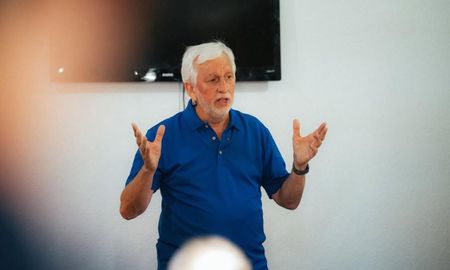 Sonríe Colón: llega la primera cara nueva en la era de José Alonso. Sonríe Colón: llega la primera cara nueva en la era de José Alonso.
