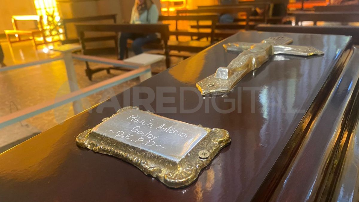 Los restos de Antonia Godoy ya descansan a los pies de la Virgen de Guadalupe