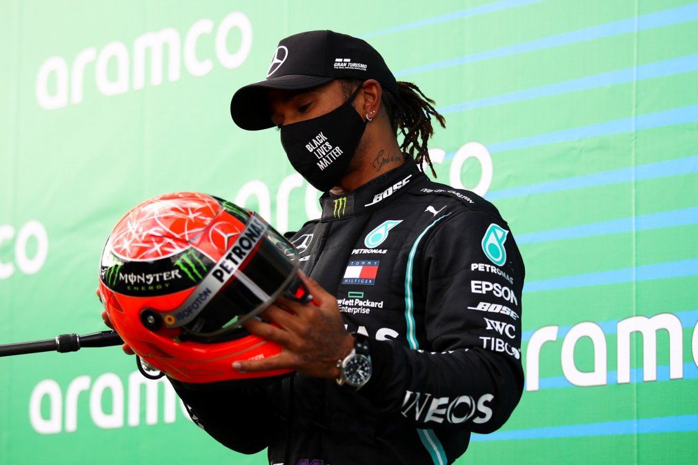 Lewis Hamilton ganó el GP de Eifel e igualó la marca de 91 carreras ganadas en Fórmula 1 de Michael Schumacher.