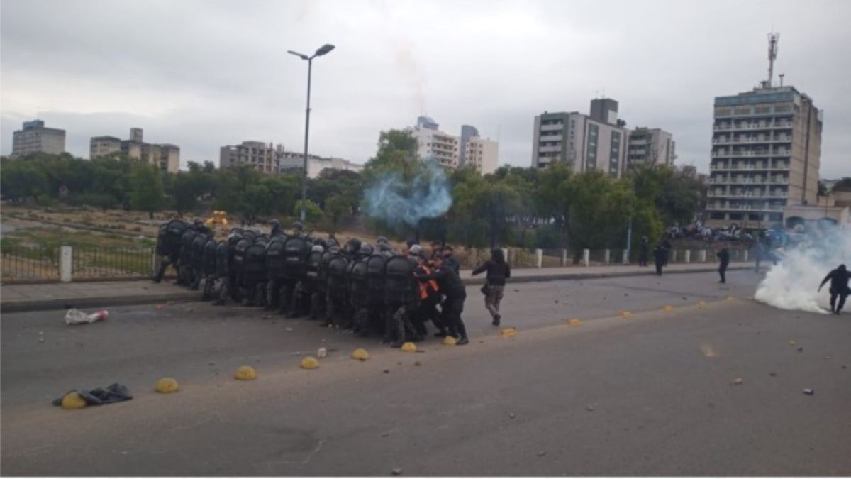 Las protestas fueron reprimidas por la policía de la provincia de Jujuy.