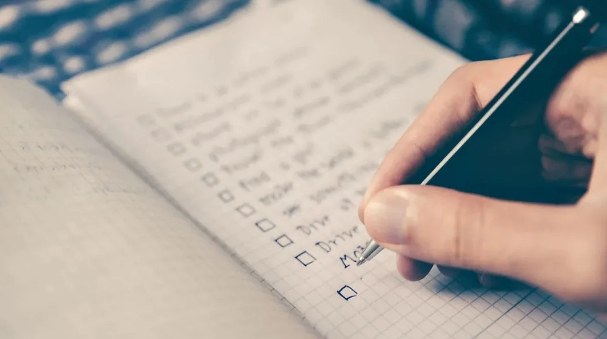 Según los expertos las listas ayudan a reducir la ansiedad. Según los expertos las listas ayudan a reducir la ansiedad.