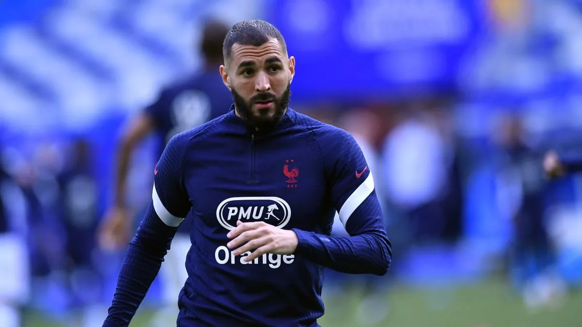 Karim Benzema jugará en el Al Ittihad de Arabia Saudita, para el que firmará por dos temporadas, a cambio de 100.000.000 de euros por año, libre de impuestos.