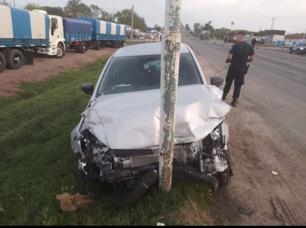 Así quedó el gol trend conducido por el hombre de 35 años. Así quedó el gol trend conducido por el hombre de 35 años.