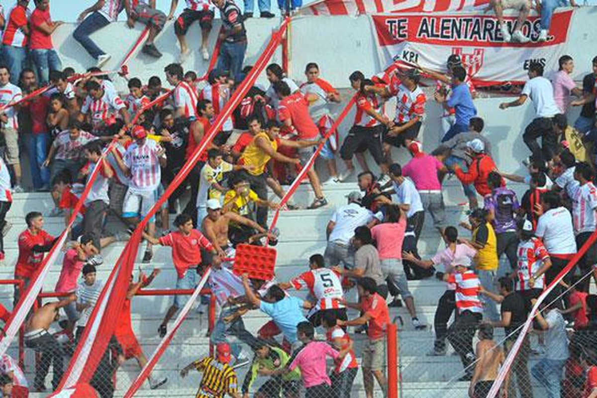 El enfrentamiento entre las barras lleva más de una década. El enfrentamiento entre las barras lleva más de una década.