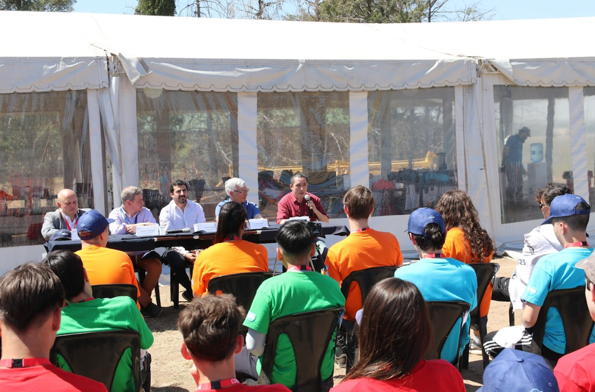 La actividad se llevó a cabo en el Centro Espacial Teófilo Tabanera de Córdoba. La actividad se llevó a cabo en el Centro Espacial Teófilo Tabanera de Córdoba.