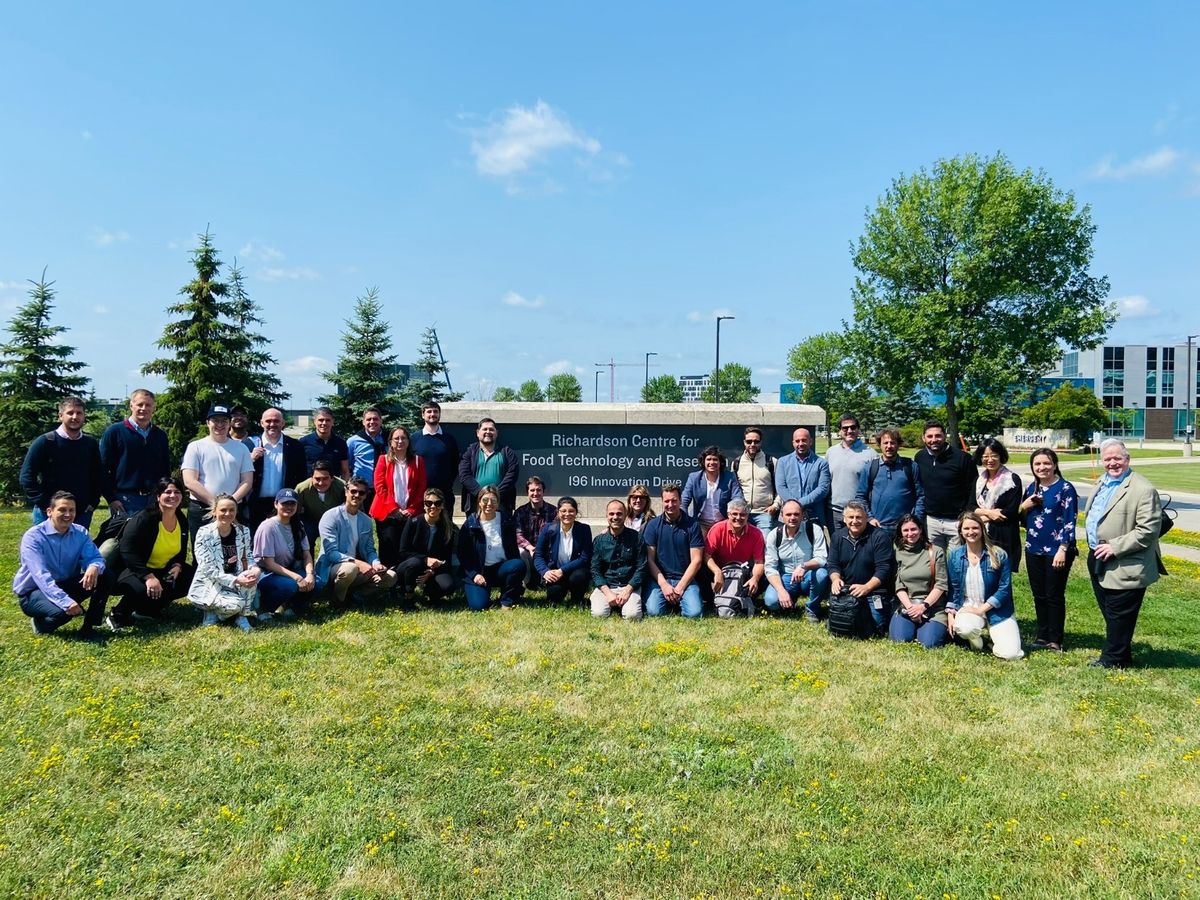 La misión contó con el financiamiento del CFI (Consejo Federal de Inversiones) y el apoyo de la embajada de Canadá. La misión contó con el financiamiento del CFI (Consejo Federal de Inversiones) y el apoyo de la embajada de Canadá.