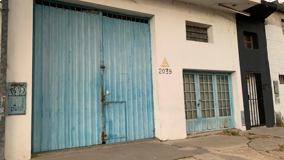 El robo ocurrió el viernes en un conocido local comercial y es investigado.