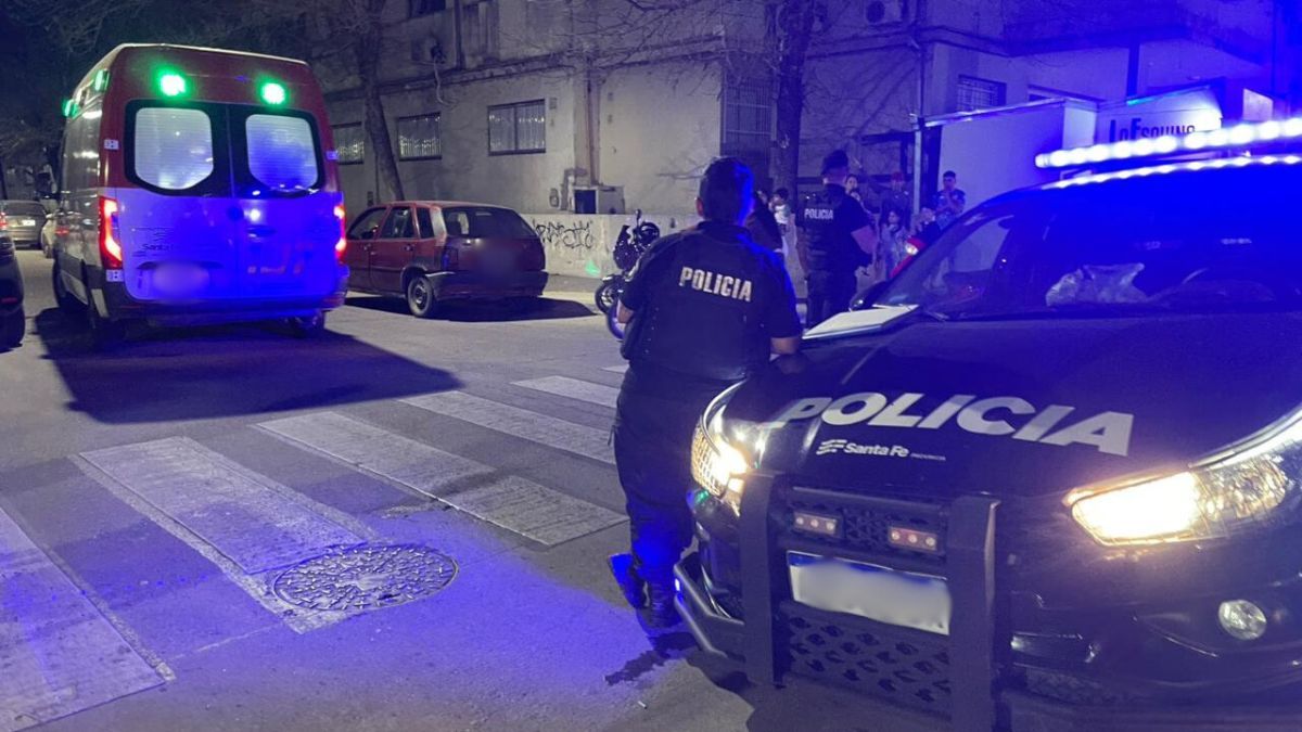 Personal policial y de emergencias trabajaron en el lugar.