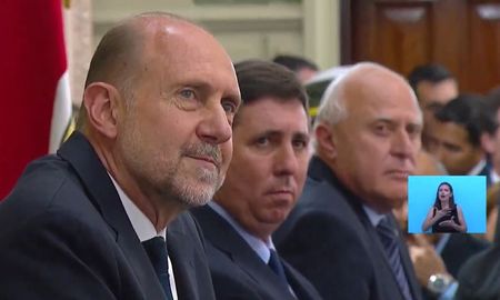 El gobierno de Perotti insiste en que es imprescindible que Diputados apruebe la Ley de Necesidad que viene reclamando. En la Cámara baja, que preside Miguel Lifschitz, el tema volverá a ser tratado. El gobierno de Perotti insiste en que es imprescindible que Diputados apruebe la Ley de Necesidad que viene reclamando. En la Cámara baja, que preside Miguel Lifschitz, el tema volverá a ser tratado.