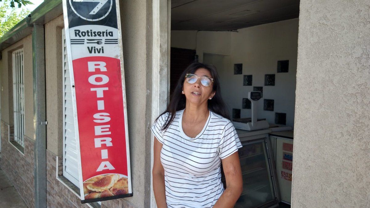 Viviana Reno es la dueña de una rotisería