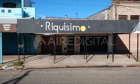 El robo ocurrió en una rotisería de Fray Cayetano Rodríguez al 3700 del barrio Barranquitas. El robo ocurrió en una rotisería de Fray Cayetano Rodríguez al 3700 del barrio Barranquitas.