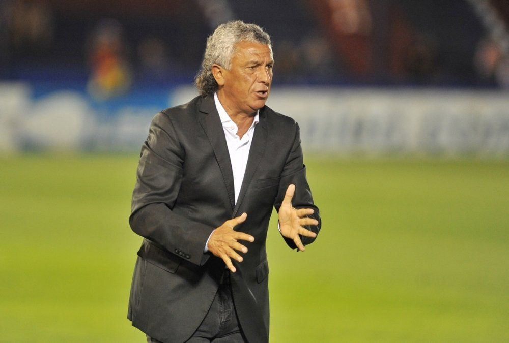 Néstor Gorosito apunta a recuperar el rendimiento de su equipo ante Defensa y Justicia
