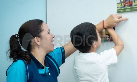 Esta es la única excepción en la que los docentes pueden faltar sin perder el premio del gobierno de Santa Fe Esta es la única excepción en la que los docentes pueden faltar sin perder el premio del gobierno de Santa Fe