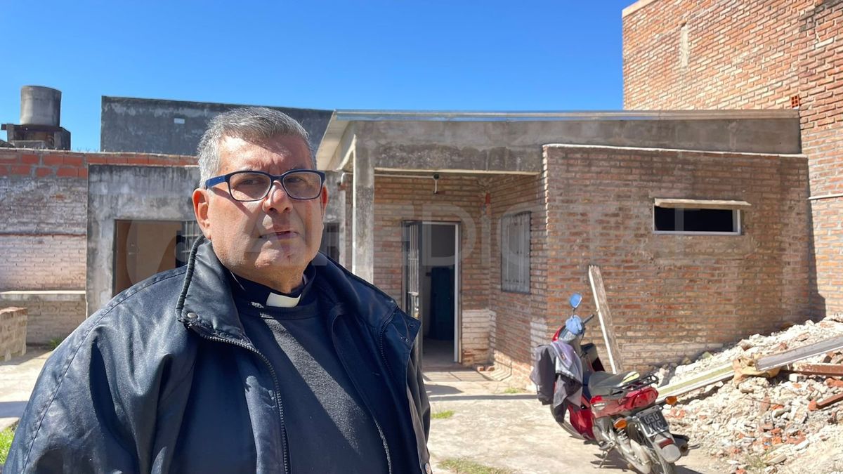 Villa Hipodromo: séptimo robo y vandalismo en la Capilla Virgen Niña que preside el padre Manuel Ochoa. Villa Hipodromo: séptimo robo y vandalismo en la Capilla Virgen Niña que preside el padre Manuel Ochoa.
