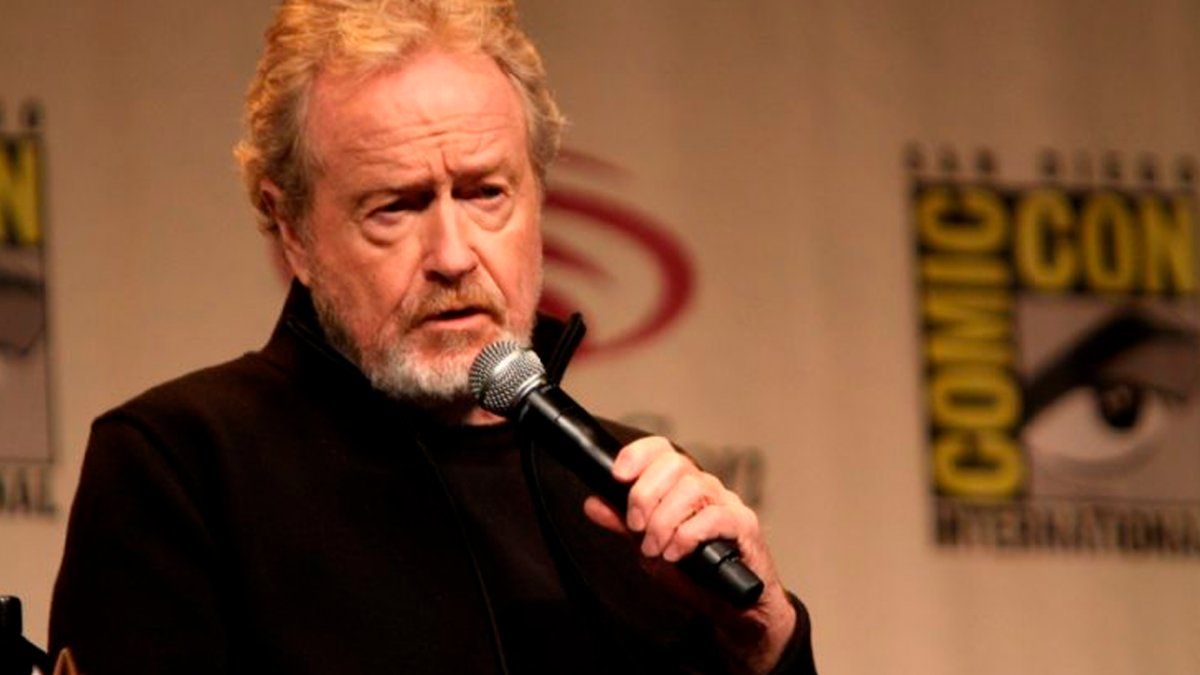 Sus guiones no son jodidamente buenos... Son películas de superhéroes. Entonces