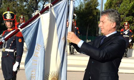 macri encabezara el acto por el dia de la bandera