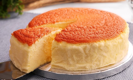 Torta de yogur sin balanza: la receta fácil con un solo pote como medida. Torta de yogur sin balanza: la receta fácil con un solo pote como medida.