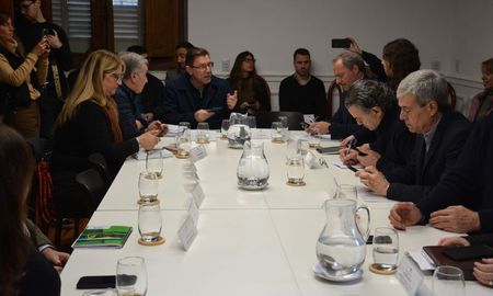 Continúa el debate por la sustentabilidad del sistema jubilatorio en la provincia de Santa Fe. Continúa el debate por la sustentabilidad del sistema jubilatorio en la provincia de Santa Fe.
