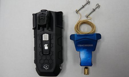 aclaran que la policia no incorporo las boleadoras modernas, sino que solo se las evalua aclaran que la policia no incorporo las boleadoras modernas, sino que solo se las evalua