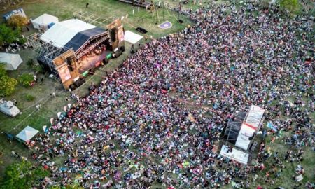 El show de Canticuénticos junto a la Orquesta Sinfónica reunió a más de 20 mil personas en el Parque Federal de Santa Fe. El show de Canticuénticos junto a la Orquesta Sinfónica reunió a más de 20 mil personas en el Parque Federal de Santa Fe.