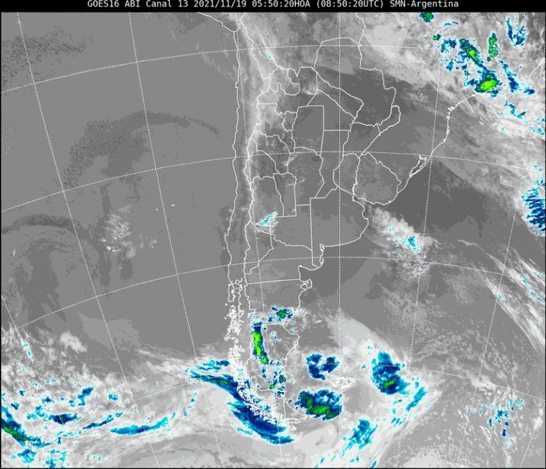 En la imagen satelital se observa cielo despejado en todo el centro del país, situación que se extiende al norte. Una gran zona de altas presiones domina buena parte del territorio argentino, asegurando buen tiempo en los próximos días.