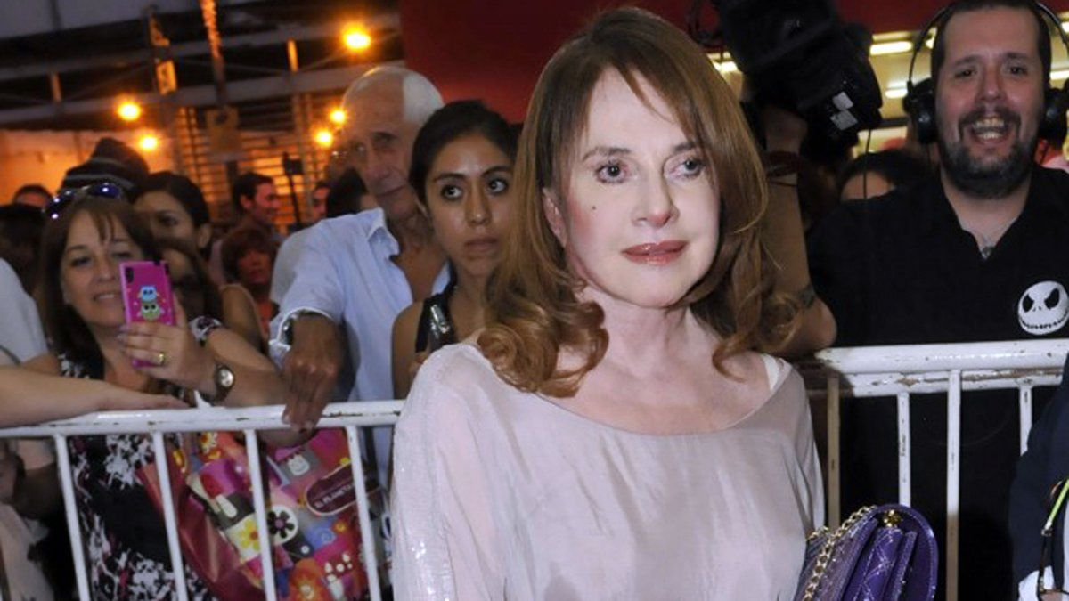 Leonor Benedetto estuvo como invitada al ciclo que conduce Jey Mammon y recordó el insólito diálogo que tuvo con el malviviente. 