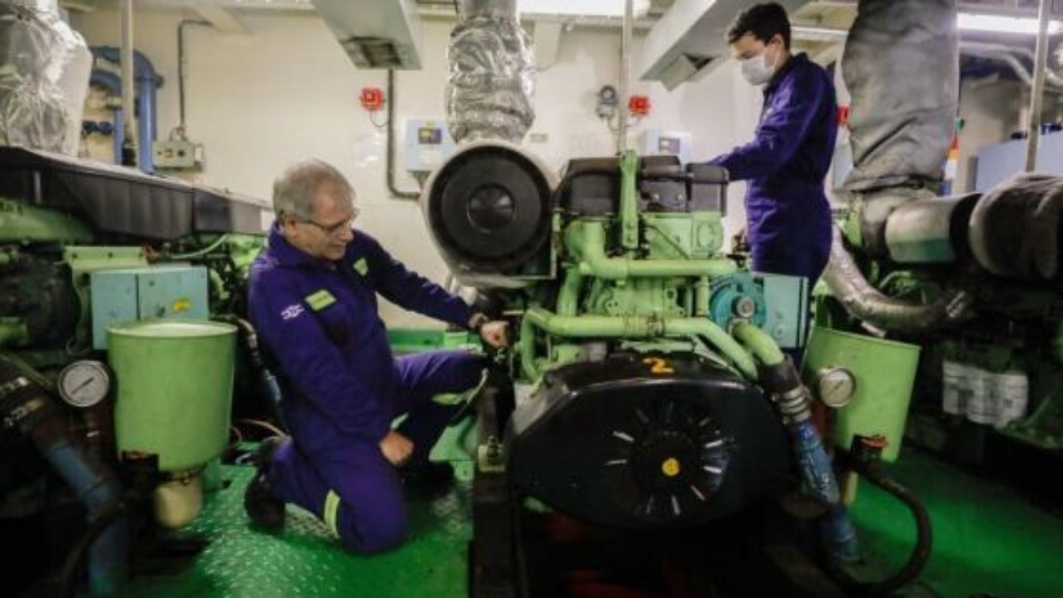 Cuáles son las responsabilidades del Oficial de Máquinas. Cuáles son las responsabilidades del Oficial de Máquinas.