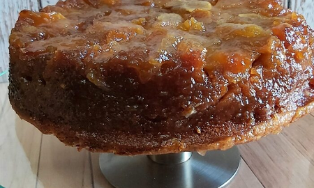 Receta de torta de invertida de manzana. Receta de torta de invertida de manzana.