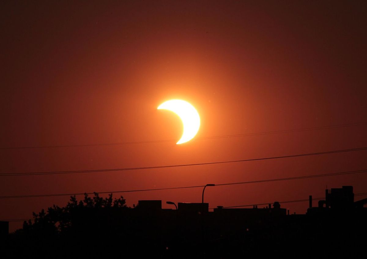 En Santa Fe, Argentina, el eclipse solar de octubre se verá de forma parcial. En Santa Fe, Argentina, el eclipse solar de octubre se verá de forma parcial.