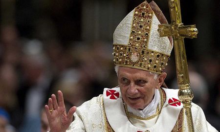 Hace pocos días se cumplieron ocho año de la dimisión al papado de Ratzinger. Hace pocos días se cumplieron ocho año de la dimisión al papado de Ratzinger.