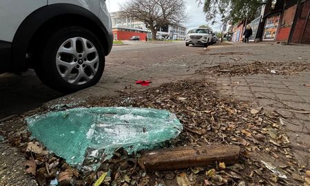 El hecho ocurrió durante la madrugada sobre calle Belgrano al 2900, frente a la Terminal de ómnibus de Santa Fe. El hecho ocurrió durante la madrugada sobre calle Belgrano al 2900, frente a la Terminal de ómnibus de Santa Fe.